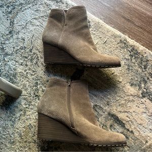 Rockport booties